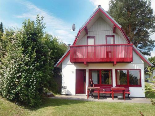 Three-bedroom Holiday Home Kirchheim With A Fireplace 09