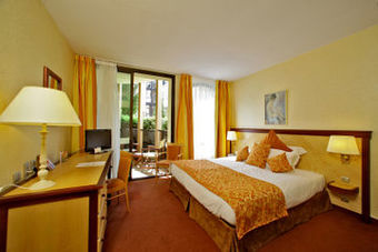 Exclusive Hotel De Selves
