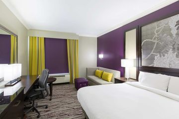 Hotel Doubletree By Hilton Savannah