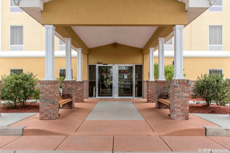 Hotel Comfort Suites Scranton