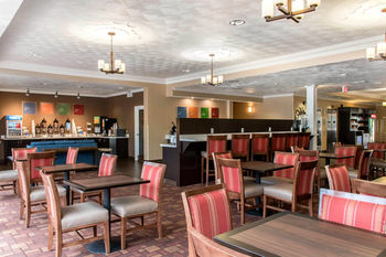 Hotel Comfort Suites Scranton