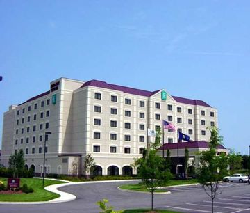 Hotel Embassy Suites