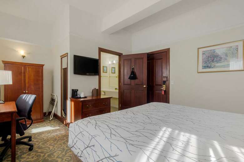 Best Western Plus Pioneer Square Hotel