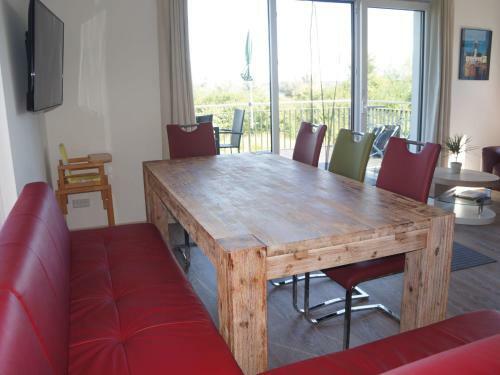 Spacious Sea View Mansion In Malchow