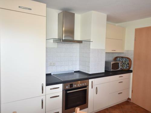 Beautiful Bungalow In Kropelin With Garden