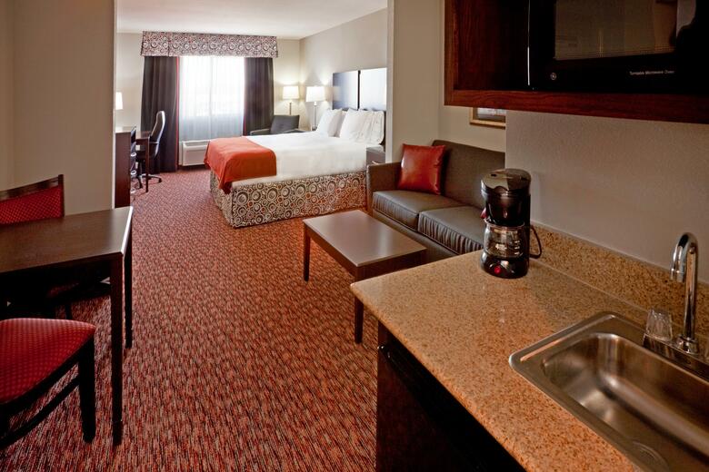 Holiday Inn Express Hotel & Suites Stephenville