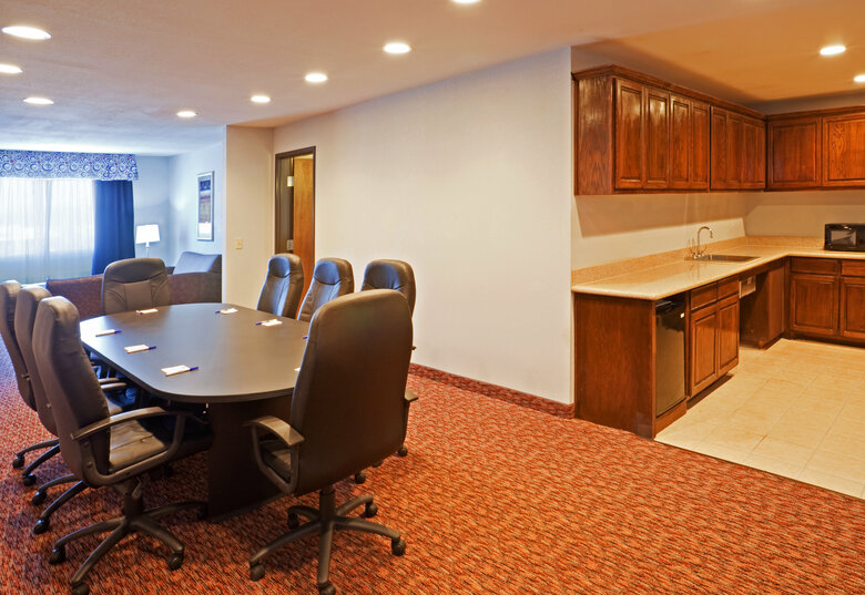 Holiday Inn Express Hotel & Suites Stephenville