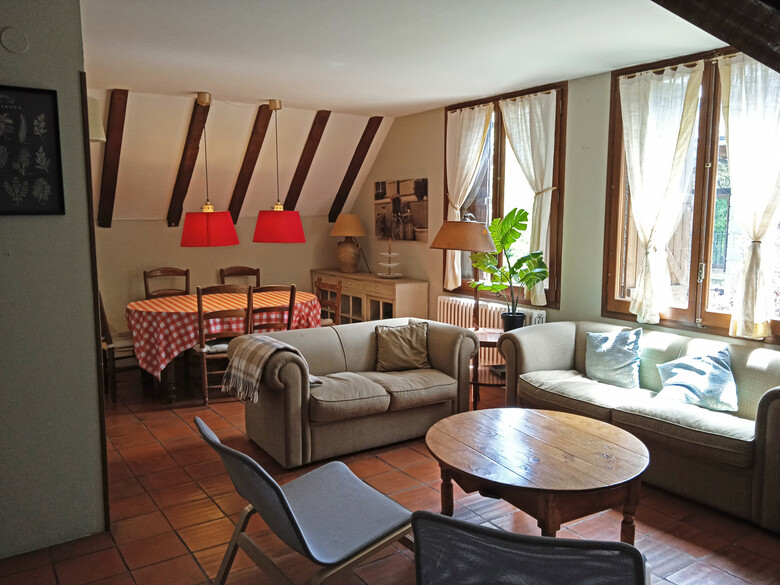Apartamentos Escarrilla 3000