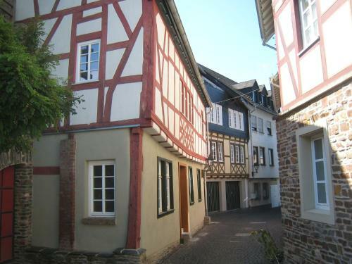 Peaceful Holiday Home In Rascheid Near Forest
