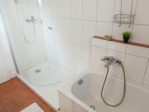 Peaceful Holiday Home In Rascheid Near Forest