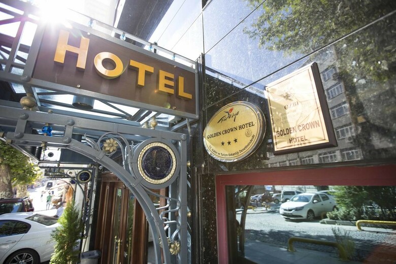 Golden Crown Hotel