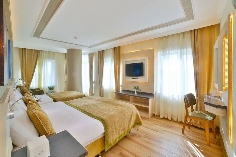 Hotel Bulvar Palas