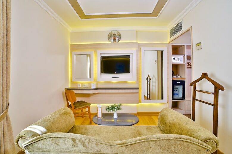 Hotel Bulvar Palas