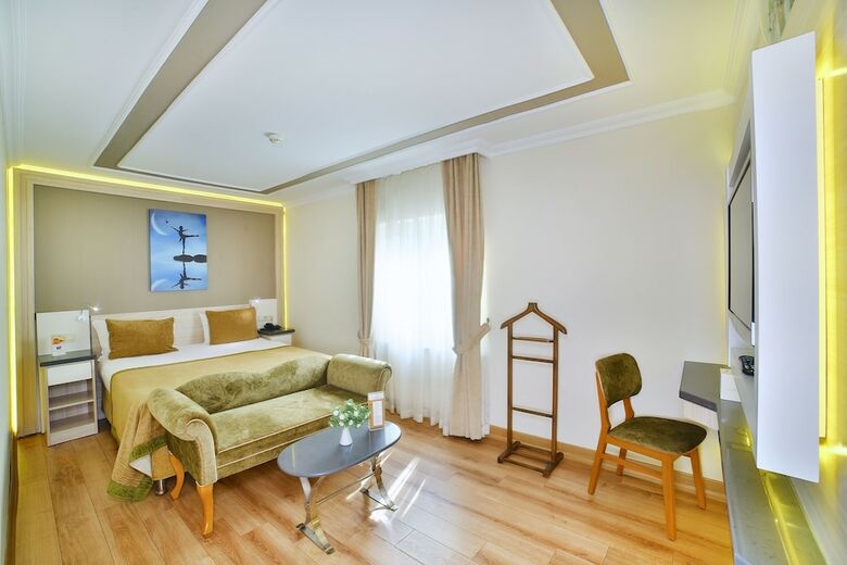 Hotel Bulvar Palas