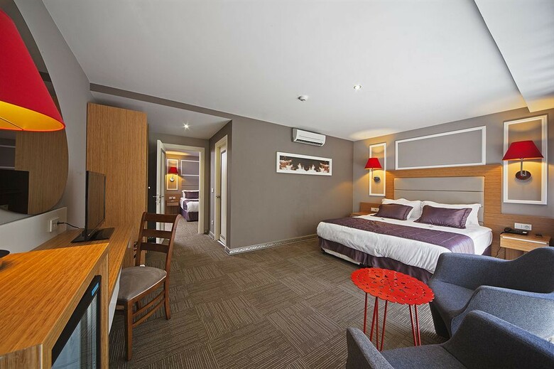 All Seasons Hotel