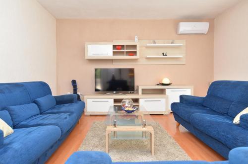 Apartment Kran?i?i 1740