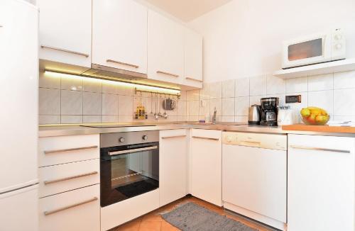 Apartment Kran?i?i 1740