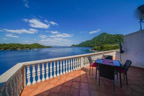 Apartments By The Sea Sobra (mljet) - 15993