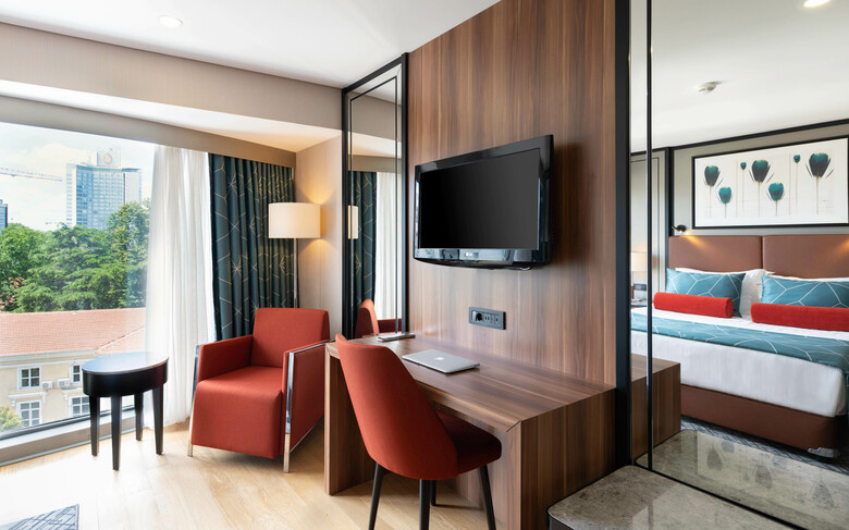 Opera Hotel