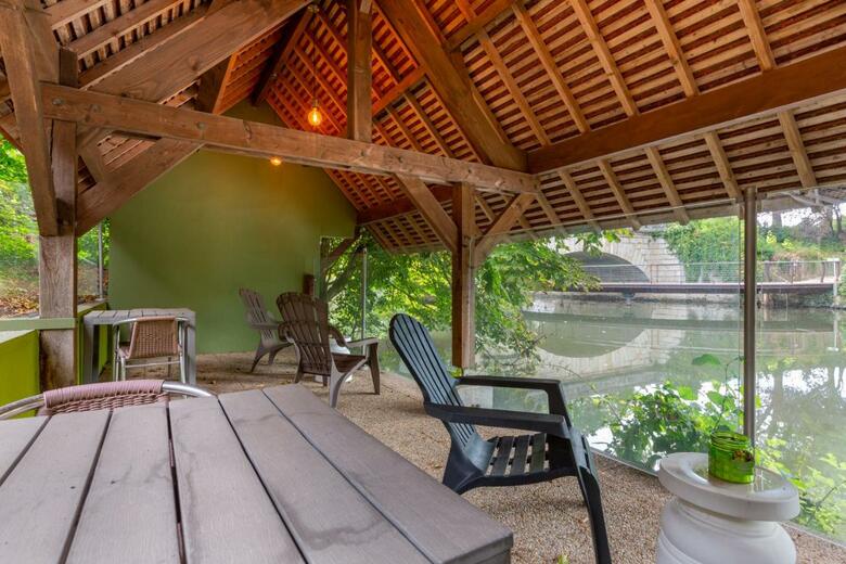 B&B Hotel Chartres Centre Cath�drale