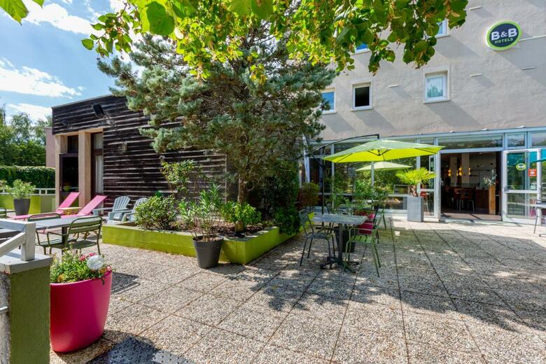 B&B Hotel Chartres Centre Cath�drale