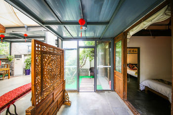 Hotel Old Beijing Square