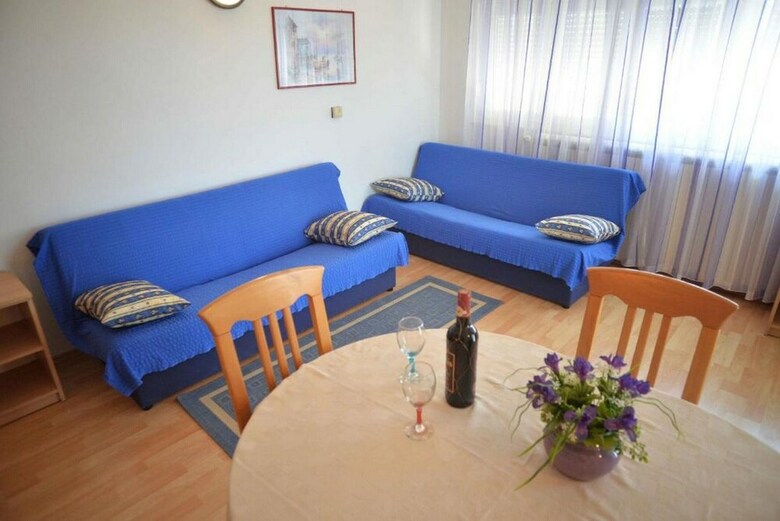 Apartments Divna