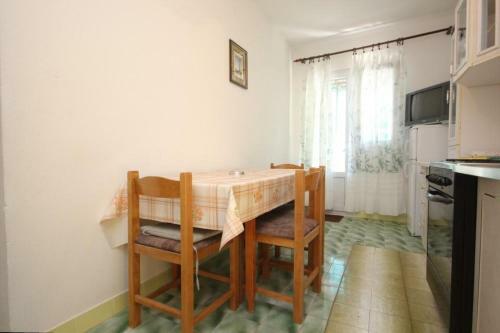 Apartments By The Sea Savar (Dugi Otok) - 8079
