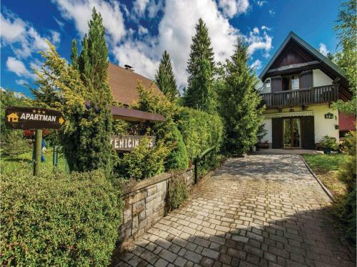 Two-bedroom Holiday Home In Crni Lug