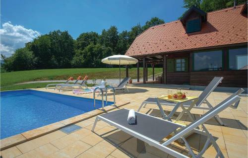 Three-bedroom Holiday Home In Donja Stubica