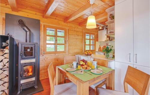 Three-bedroom Holiday Home In Donja Stubica