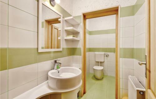 Three-bedroom Holiday Home In Donja Stubica