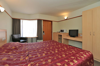 Hotel Beachcomber Motor Inn