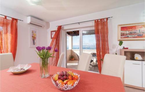 Five-bedroom Holiday Home In Donji Humag