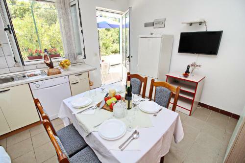Apartments Neven