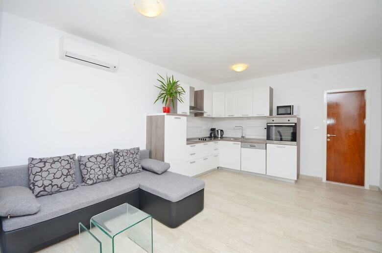 Apartment Nenad