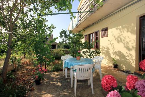 Apartments With A Parking Space Zaglav (dugi Otok) - 878