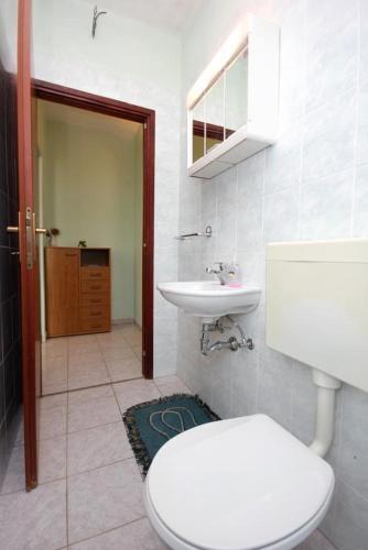 Apartments With A Parking Space Zaglav (dugi Otok) - 878