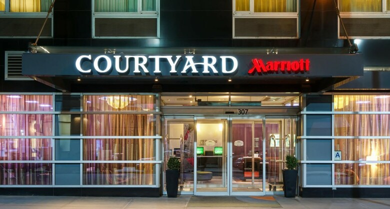 Hotel Courtyard Times Sq W/govoyages