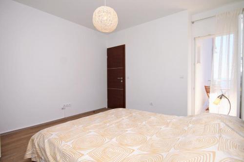 Apartments By The Sea Zavalatica (korcula) - 9138