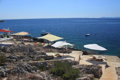 Apartments By The Sea Zavalatica (korcula) - 9138