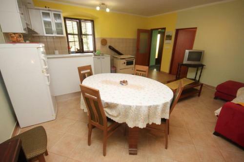 Apartments By The Sea Zdrelac (pasman) - 8307