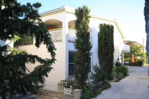 Apartment Zdrelac 8362a