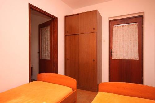 Apartments By The Sea Zdrelac (pasman) - 8405