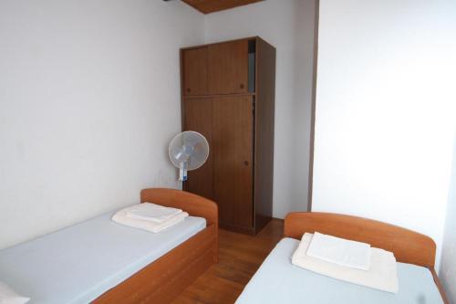 Apartments By The Sea Zdrelac (pasman) - 8405