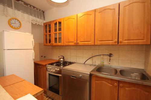 Apartments By The Sea Zdrelac (pasman) - 8405