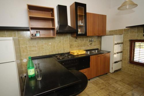 Apartments By The Sea Zdrelac (pasman) - 8405