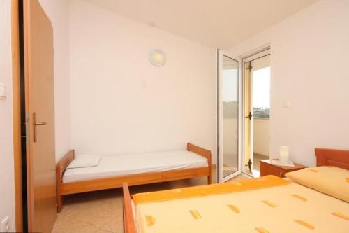 Apartment Zdrelac 8285c
