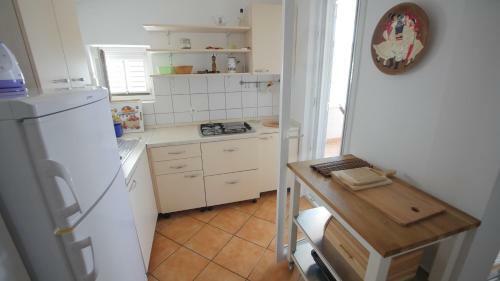 Apartment Zdrelac 11260a