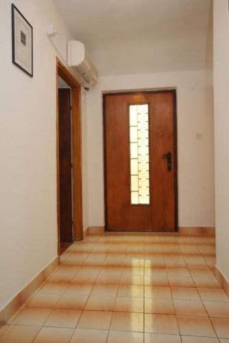 Apartment Zdrelac 8514a